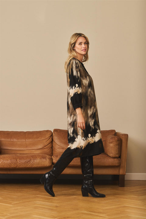 Valmas Dress