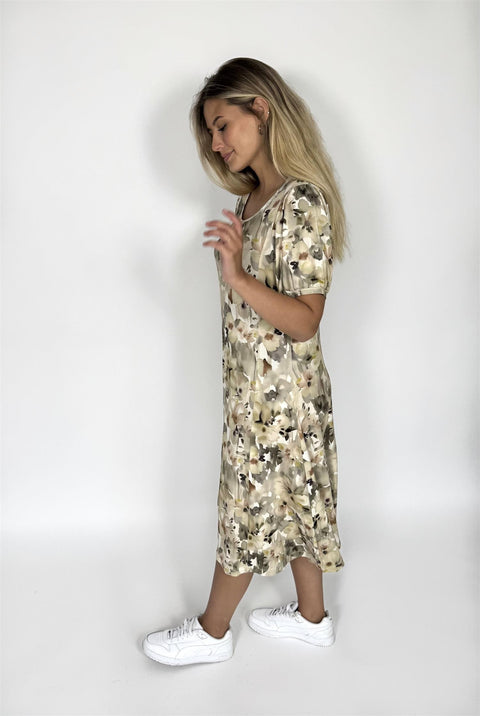 Osato Dress
