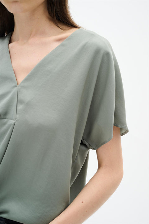 RindaIW Top