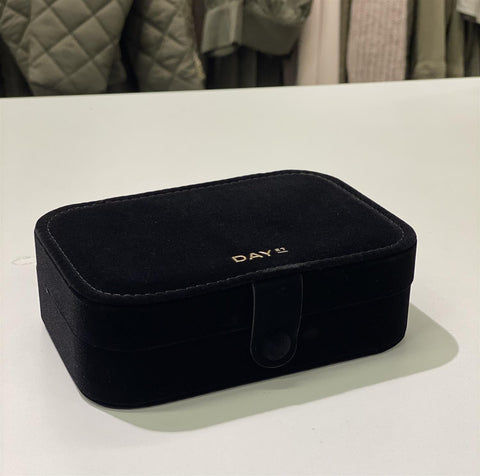 Day Jewelry Box