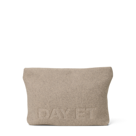 Day Woolen Pouchy