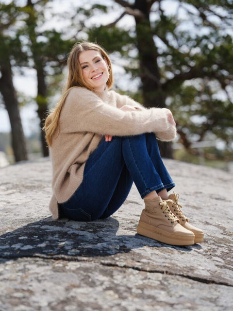 Reese Pullover